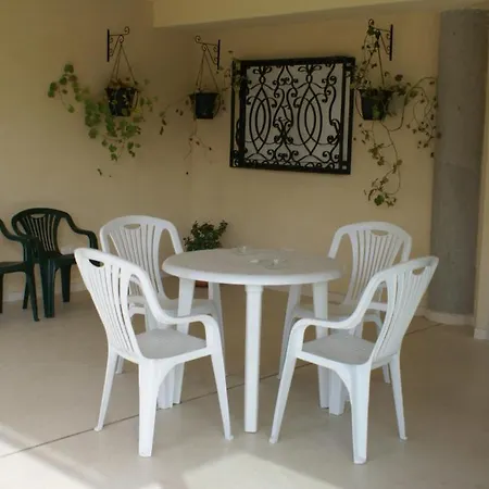 Residencia Batuecas *