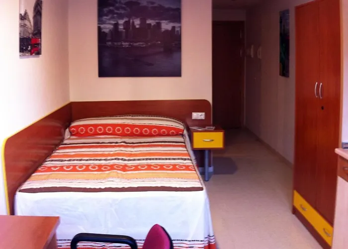 ホスタル　レジデンシア　バトゥエカス ゲストハウス *