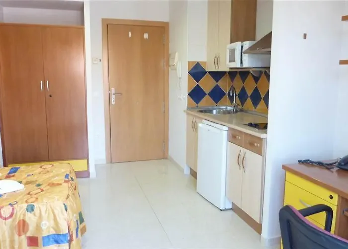 ホスタル　レジデンシア　バトゥエカス ゲストハウス